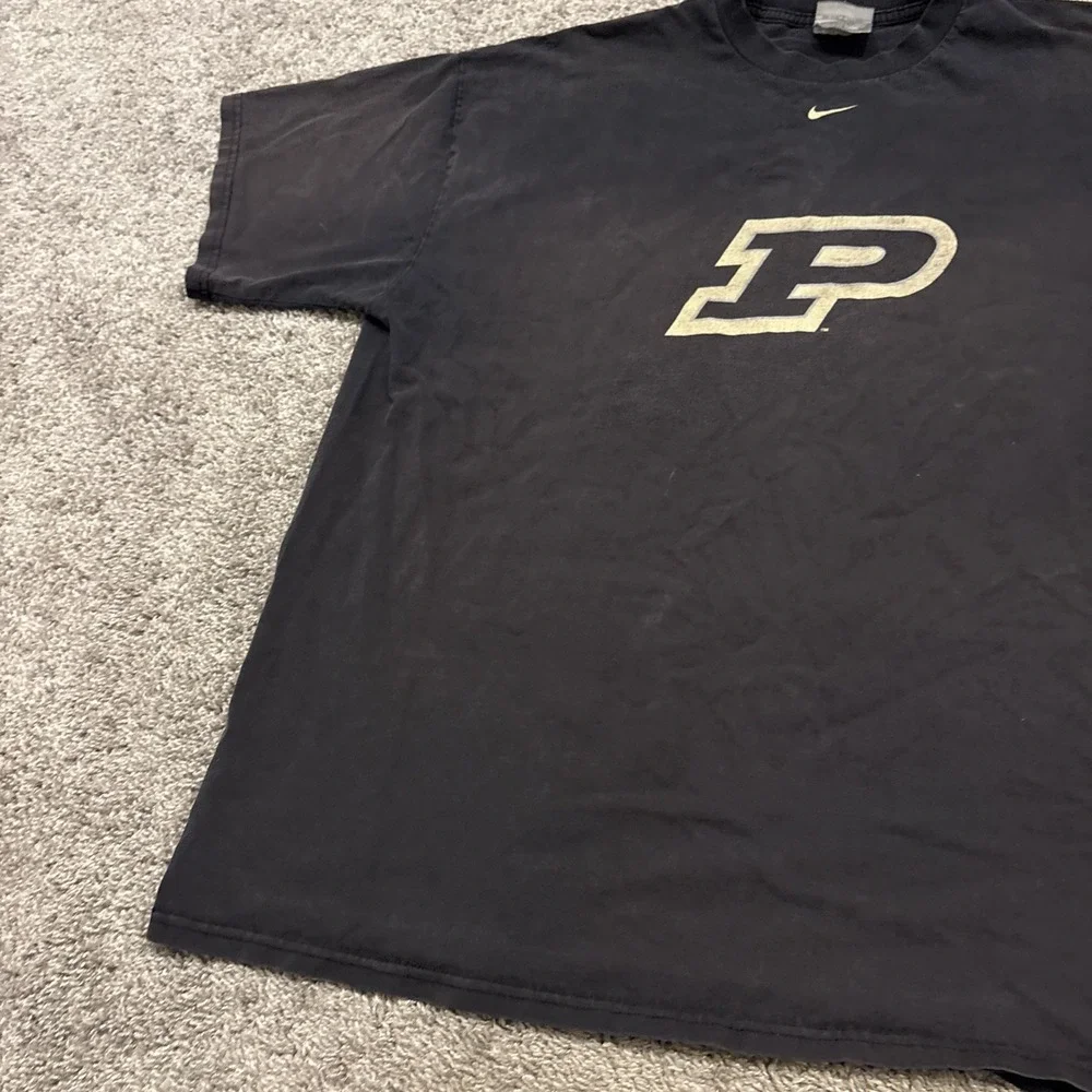 Vintage Nike Team Purdue University T Shirt Center Swoosh Size XXL Black Athlete